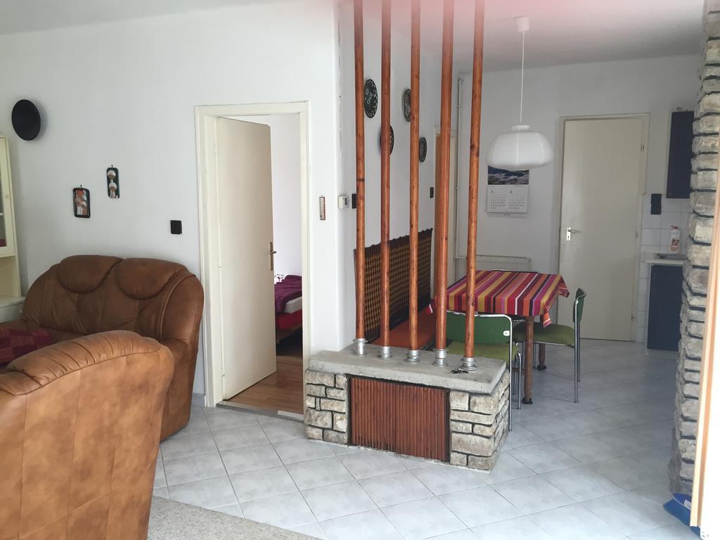 Siraly Apartman บาลาตอนฟุซเฟอ ห้อง รูปภาพ
